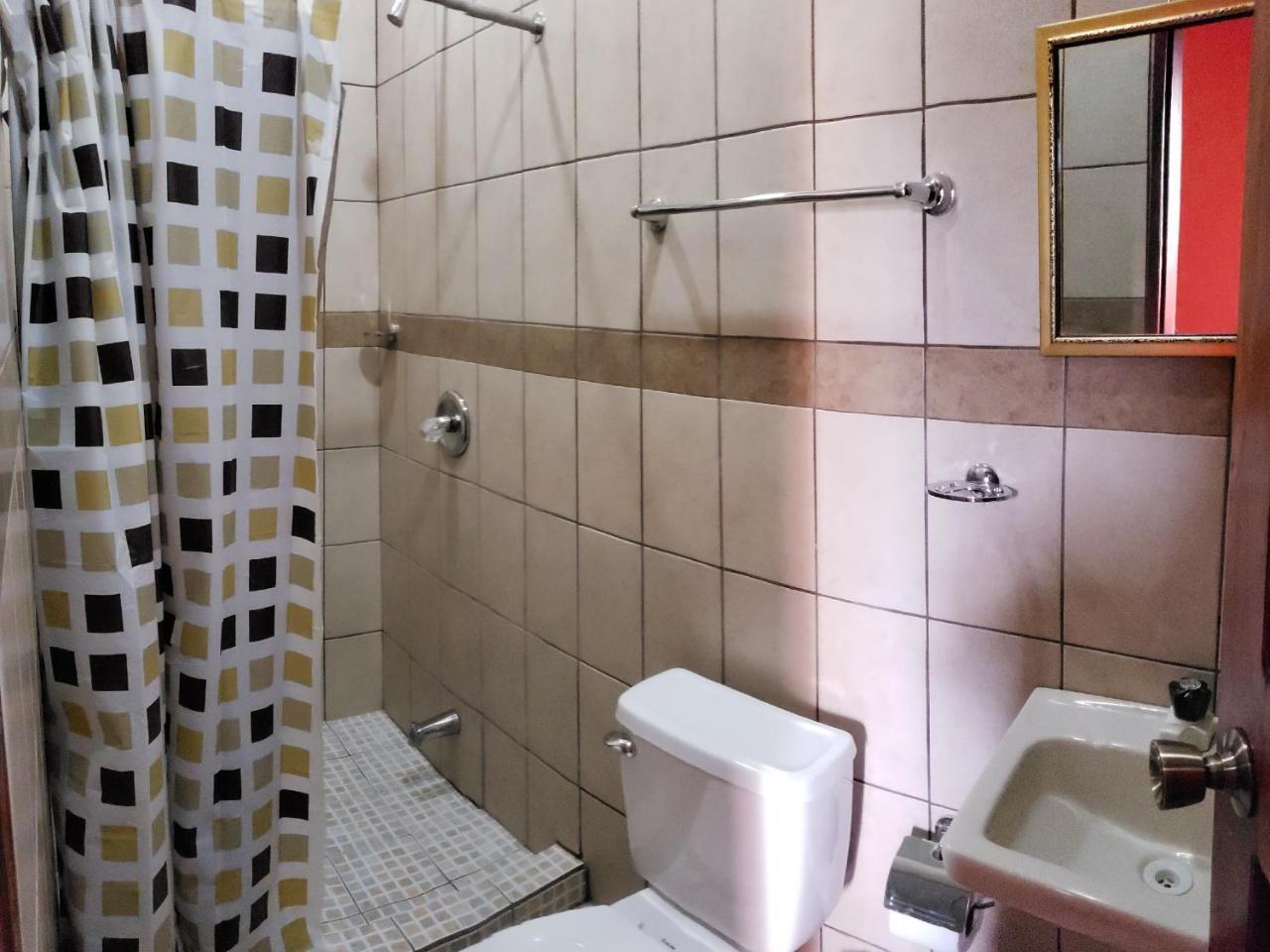 Hostal Casa Vieja Матагальпа Номер фото